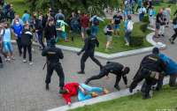 Уличные протесты: В Беларуси начались столкновения на массовых акциях протеста