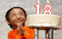 Самый маленький человек на Земле стал совершеннолетним