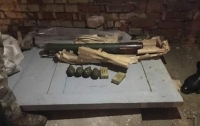 На Сумщине СБУ обнаружила арсенал оружия из зоны ООС