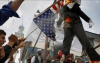 Радикальная церковь будет отвечать за смерти американцев, если она сожжет Коран