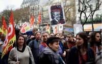У Франції протестувальники захопили штаб-квартиру 