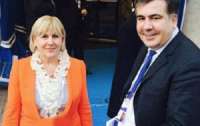 Мама Саакашвили решила стать политиком