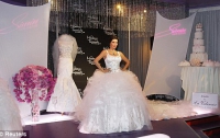 Музей Мадам Тюссо представил свадебное платье Ким Кардашиан (ФОТО)