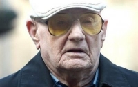 101-летнего британца признали виновным в педофилии