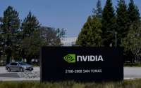 Китай закупает чипы Nvidia, несмотря на запрет США, – Reuters