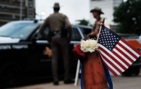 В США застрелили троих копов