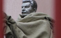 Запорожскому Сталину уже прикрутили голову на место (ФОТО, ВИДЕО)