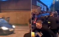 В Британии водитель авто трижды протаранил толпу
