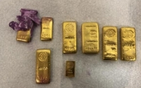 На львовской таможне задержали контрабанду золота почти на 2 млн