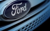 Компанія Ford пропонує технологію відключення циліндра двигуна, яка забезпечує економію пального, для 1,0-літрового двигуна EcoBoost; вперше у світі для 3-циліндрового двигуна