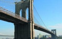Бруклинскому мосту Нью-Йорка исполнилось 130 лет