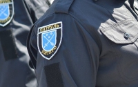 Полицейские Днепра спасли мужчину, которого избили и ограбили двое (видео)