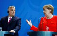 Премьер Венгрии считает, что Меркель предотвратила бы войну в Украине