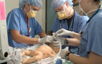 Украинские акушеры теперь могут тренироваться на куклах