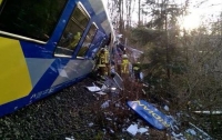 В Германии при лобовом столкновении двух поездов пострадали около 100 человек