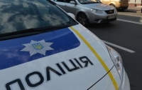 В Черновцах пьяная компания избила женщину-полицейского
