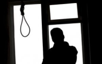 Школьник повесился после смерти родителей