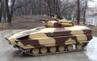 В украинской армии офицеры разбирают на продажу БМП