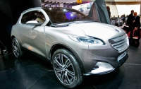 Peugeot провела мировую премьеру гибридного городского концепт-кара HR1