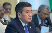 Президент Киргизии назвал условие своей отставки