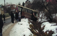 В Львовской области пассажирский автобус столкнулся с грузовиком