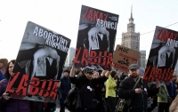 В Польше прошел многотысячный митинг против запрета абортов
