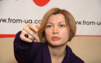 Тимошенко не могла целоваться с Власенко при свидетелях и видеонаблюдении, - мнение