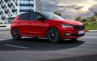 Skoda представила продвинутую версию бюджетного автомобиля Fabia Monte Carlo