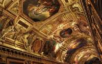 Италия заявляет, что в Лувре есть ворованные картины