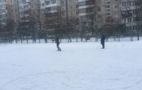 На столичных Березняках открывают бесплатный каток
