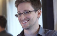 Германия наградила Сноудена за мужество