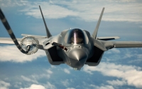 Истребитель F-35 едва не совершил ошибку на миллион (видео)