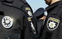 Тело мужчины с простреленным виском обнаружили на Прикарпатье