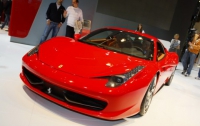 Дарио Срна прикупил себе вторую в Украине Ferrari 458 Italia 
