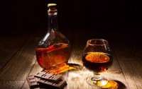 Рассказали, как и с чем пить коньяк
