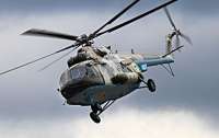 В Харькове военный вертолет 