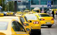 На дорогах Киева появилось бесплатное такси: для кого и как воспользоваться