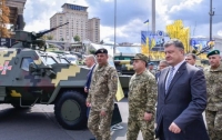Порошенко: Мы начинаем осовременивание армии