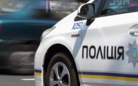 На Киевщине пьяный водитель гонял по дороге с ребенком в машине (видео)