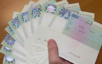 В Киеве судят мошенника, который подделывал справки для Шенгенских виз