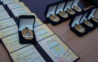 Президент присвоил почетное звание «Мать-героиня» более 3 тысячам украинок