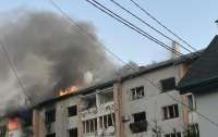 У Львові пролунали вибухи, є влучання в житлові будинки