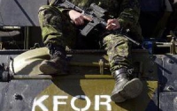 НАТО стягивает дополнительные силы к сербско-косовской границе