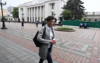 Надежда Савченко приехала в Раду, но парламент был закрыт