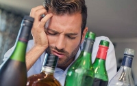 Стало известно, сколько украинцев умирает от алкоголизма