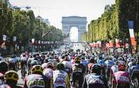 Победителем велогонки Tour de France стал датчанин Йонас Вингегор