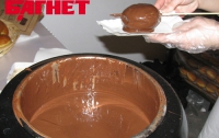 На Фестивале шоколада во Львове презентуют авторские пирожные (ФОТО)