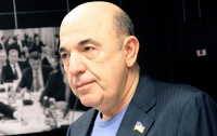 Рабинович: Никакой медреформы нет, есть лишение украинцев права на бесплатное медицинское обслуживание