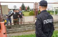 Україна видала Чехії злочинців, які ошукали сотні чехів на понад 7,5 млн євро
