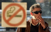 Права некурящих граждан попираются ежедневно и повсеместно